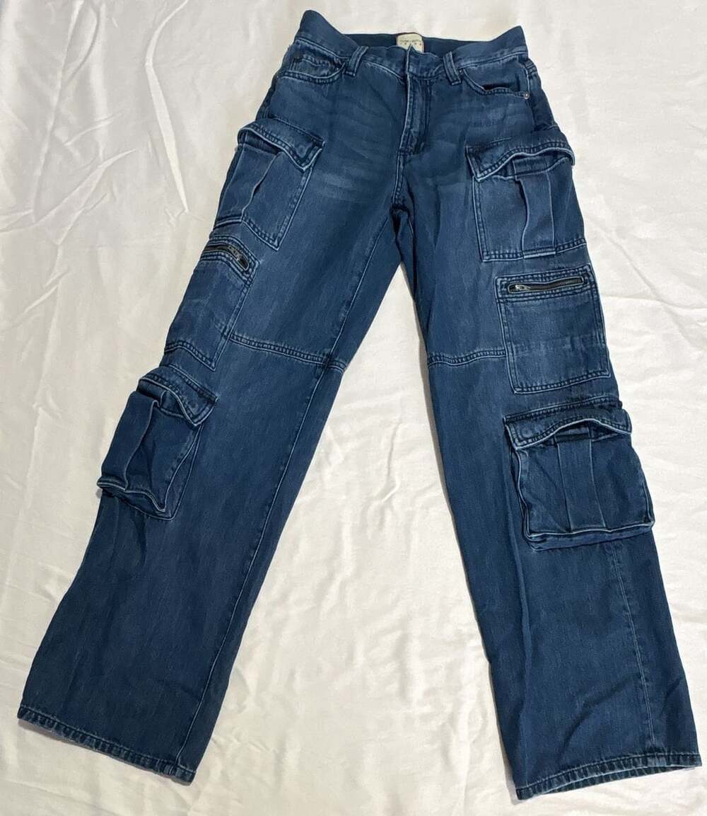 Alice + Olivia Cay Baggy Denim Cargo Jeans Size 26 Blue